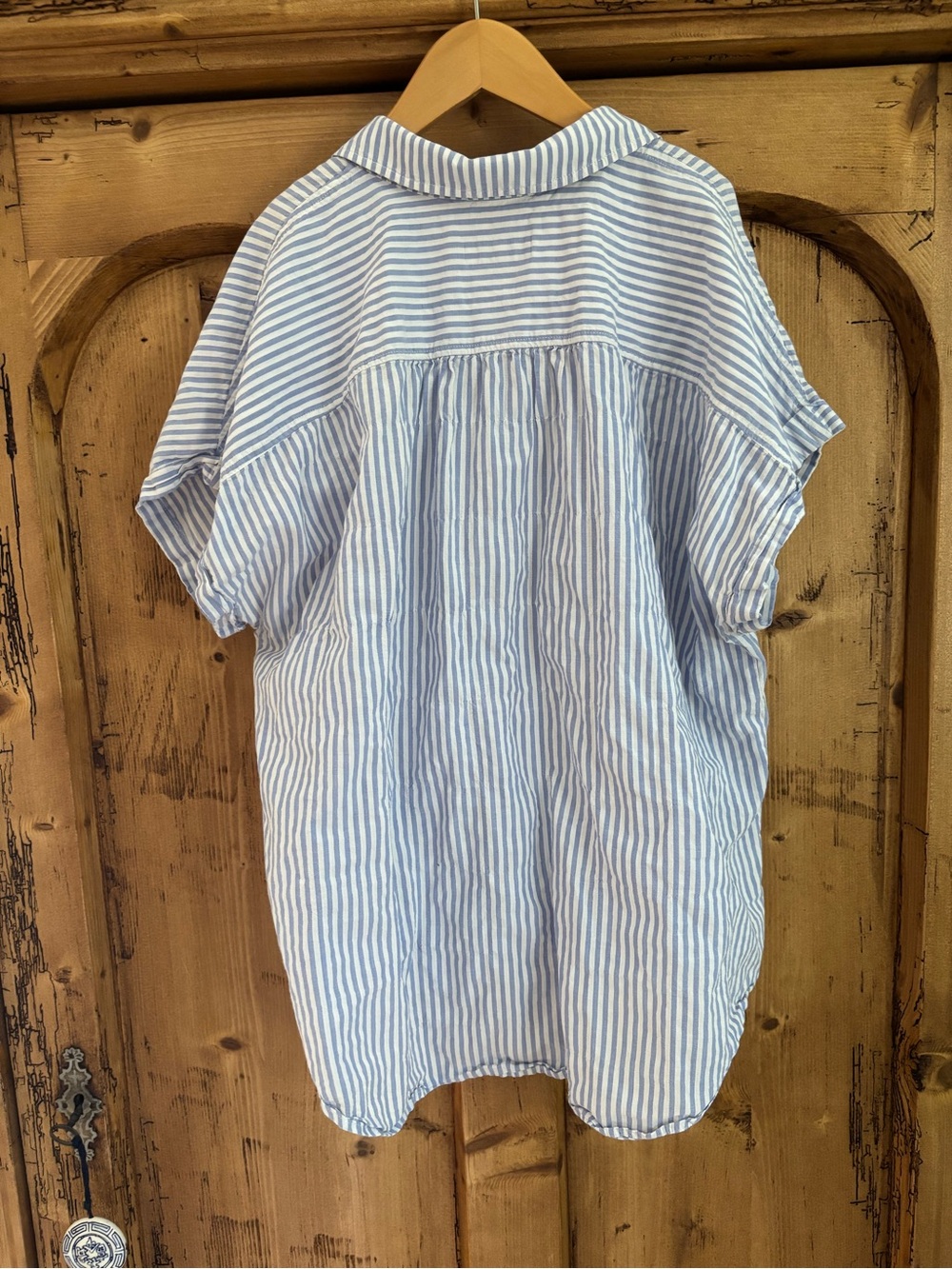 Vineyard Vines Women’s Light Blue & White Stripe Boxy Blouse Size 14 - Picture 3 of 6